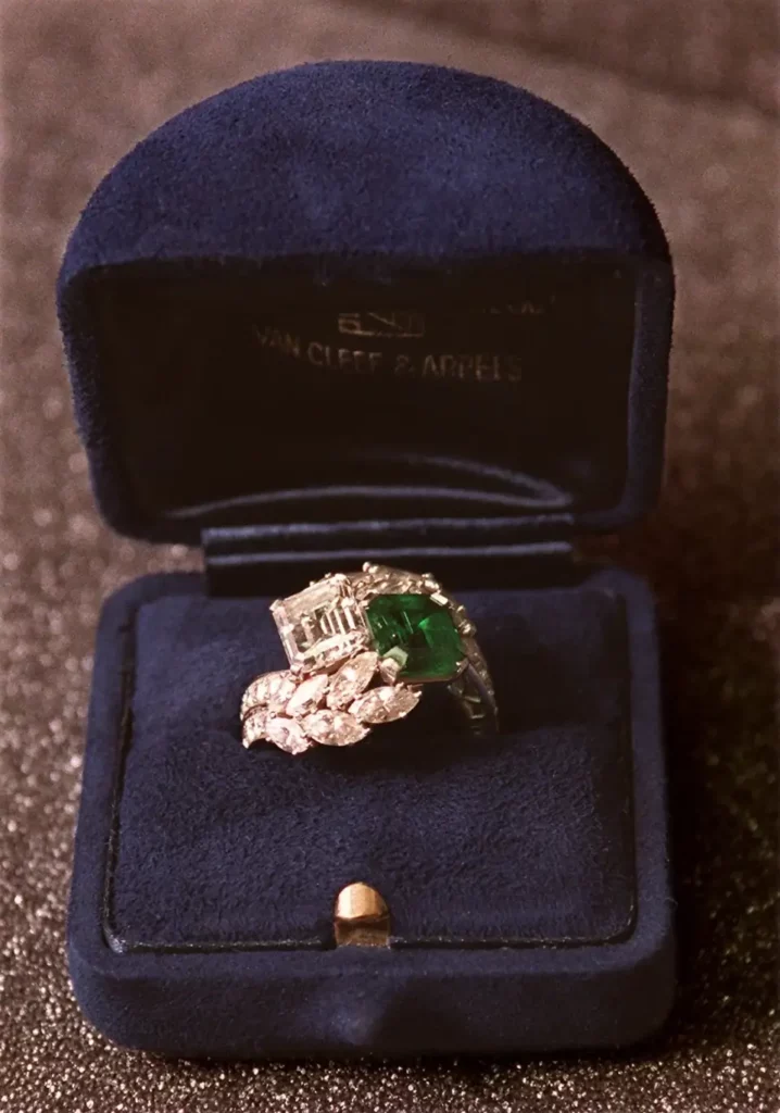 toi et moi ring jackie kennedy christiaan van bignoot