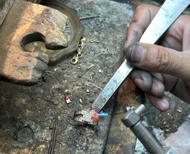 juweel op maat atelier juwelier christiaan van bignoot