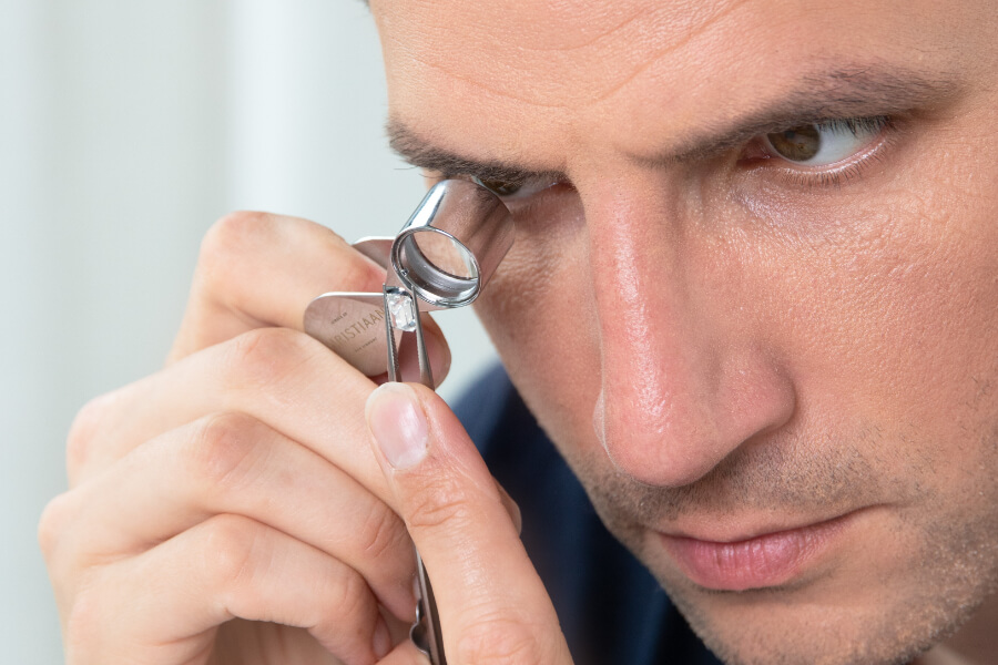 diamanten-waarde-expertise-4C's-bepalen-juwelier-christiaan-van-bignoot
